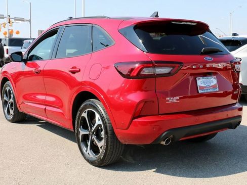 Used 2024 Ford Escape ST-Line Elite w/ Premium Technology Package image 7