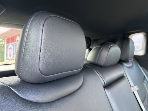 Used 2023 Jeep Compass Latitude w/ Convenience Group image 62