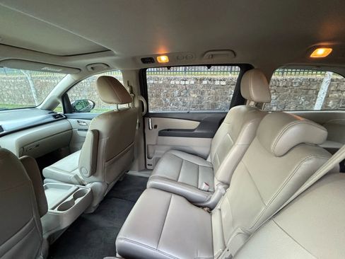 Used 2014 Honda Odyssey EX-L image 16