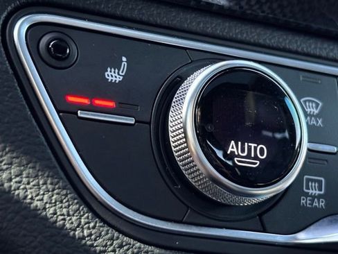 Used 2021 Audi SQ5 Premium Plus image 36