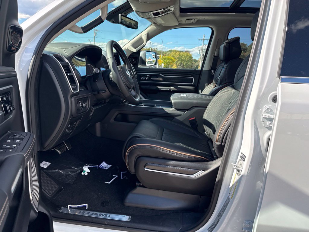 New 2027 RAM 1500 Tungsten AWD/4WD image 17