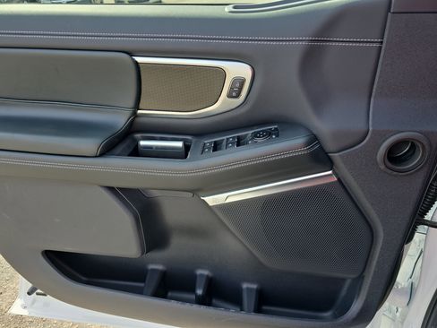 New 2026 Ford Expedition Platinum w/ Stealth Appearance Package image 29