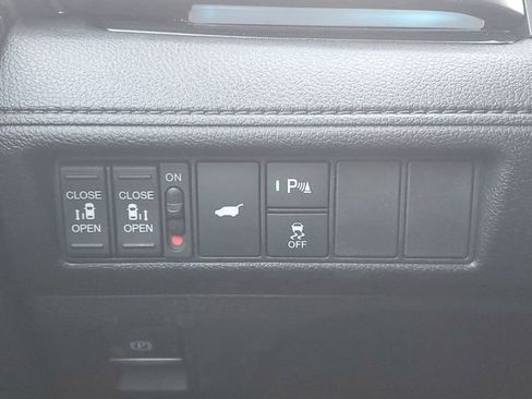 New 2026 Honda Odyssey Touring image 26