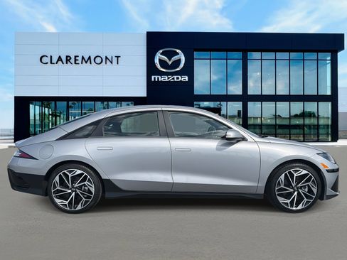 Used 2024 Hyundai Ioniq 6 SEL image 4