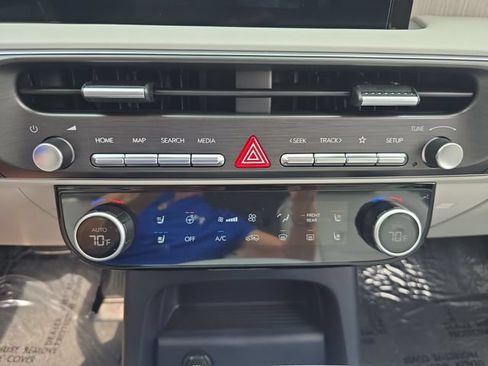 Used 2026 Hyundai Palisade Calligraphy AWD/4WD image 18