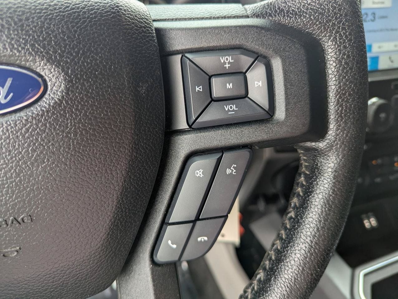 Used 2016 Ford F150 XLT w/ Equipment Group 302A Luxury RWD image 15