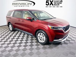 Used 2023 Kia Carnival LX video 1