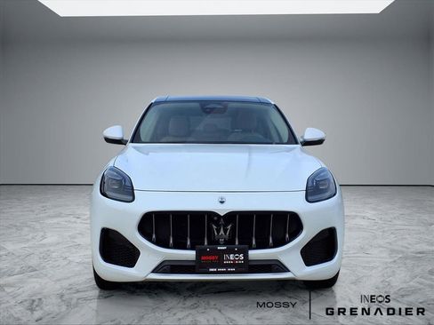 Used 2023 Maserati Grecale GT image 2