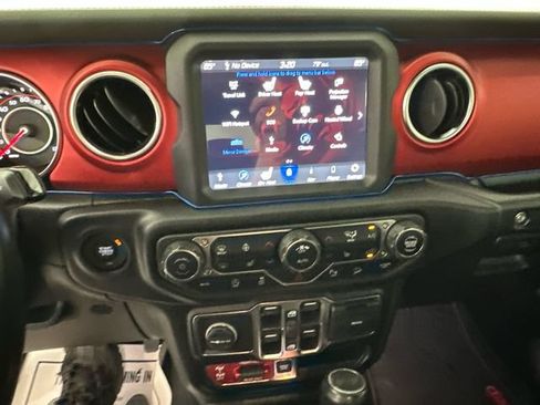 Certified 2020 Jeep Wrangler Unlimited Rubicon AWD/4WD image 28