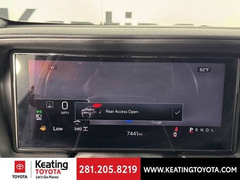 Used 2026 GMC Terrain Elevation image 24