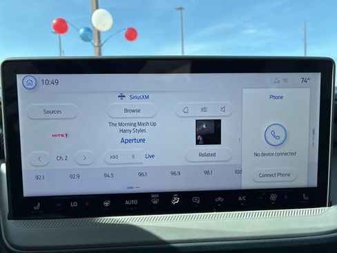 New 2025 Ford Maverick XLT w/ XLT Luxury Package image 32