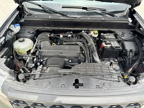 Certified 2025 Ford Maverick XLT w/ Equipment Group 302A AWD/4WD image 24