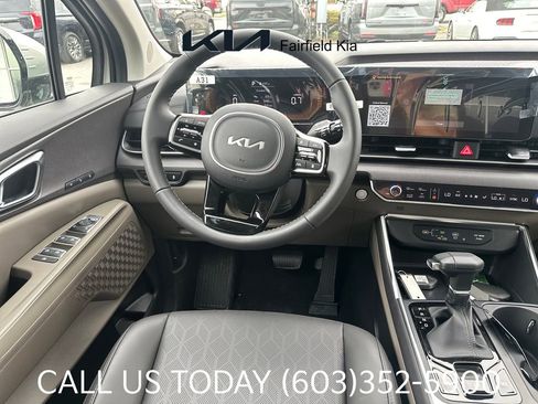 New 2026 Kia Carnival EX FWD image 13