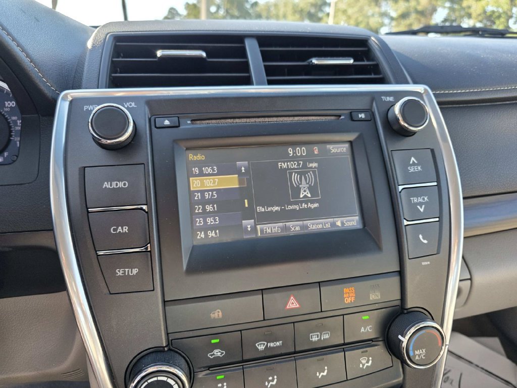 Used 2016 Toyota Camry LE FWD image 10