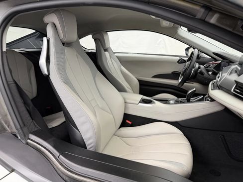 Used 2016 BMW i8 AWD/4WD image 28