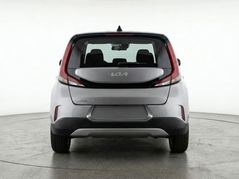 Used 2025 Kia Soul LX w/ LX Technology Package image 7