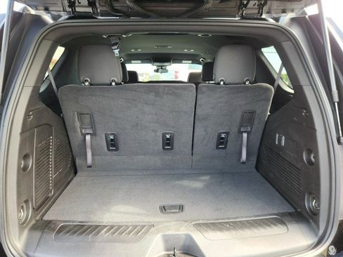 Used 2024 GMC Yukon SLE w/ Max Trailering Package image 10