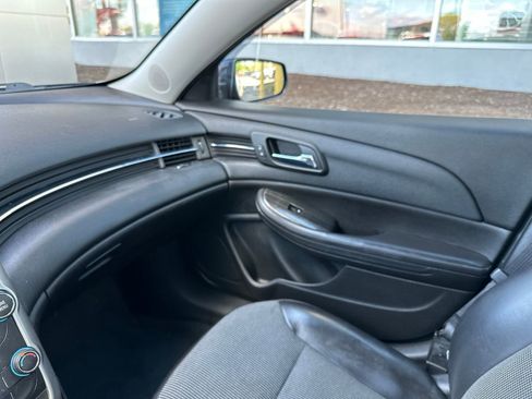 Used 2014 Chevrolet Malibu LT w/ Power Convenience Package FWD image 32