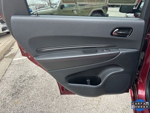 Used 2024 Dodge Durango GT image 40