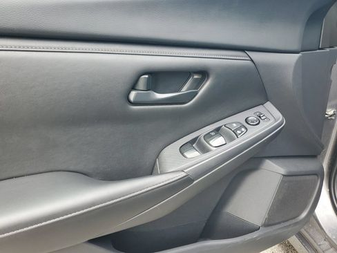 Used 2024 Nissan Sentra S FWD image 19