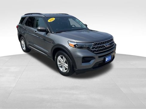 Used 2022 Ford Explorer XLT AWD/4WD image 11