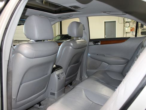 Used 2005 Lexus ES 330 FWD image 26
