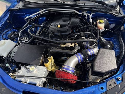Used 2006 MAZDA MX-5 Miata Sport w/ Appearance Pkg RWD image 35