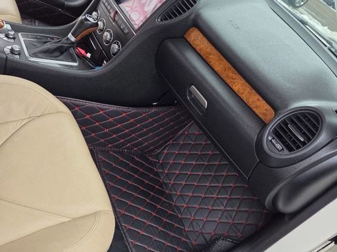 Used 2009 Mercedes-Benz SLK 300 image 18