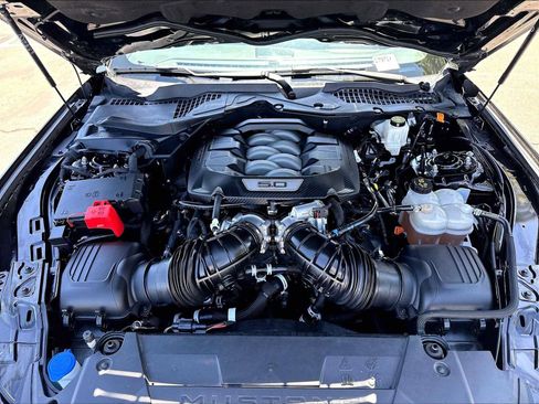 Used 2024 Ford Mustang GT Premium RWD image 13