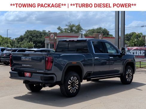 New 2026 GMC Sierra 2500 Denali Ultimate AWD/4WD image 9