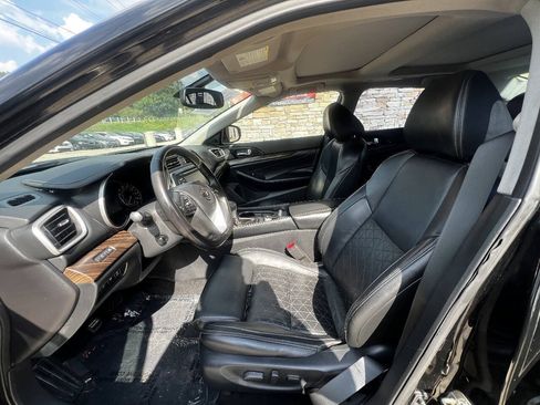 Used 2016 Nissan Maxima Platinum FWD image 16