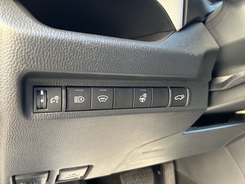 Certified 2023 Toyota RAV4 XLE Premium image 15