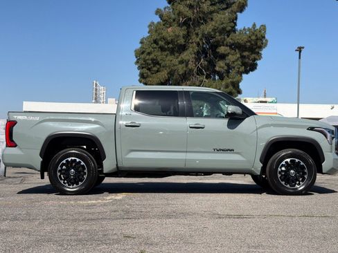 Used 2022 Toyota Tundra SR5 w/ TRD Off-Road Package AWD/4WD image 3