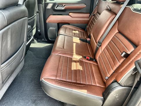Used 2024 GMC Sierra 1500 Denali Ultimate AWD/4WD image 16