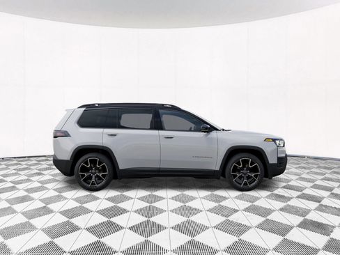 New 2026 Jeep Cherokee Overland image 29