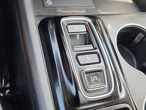 Used 2024 Honda Pilot Elite image 16
