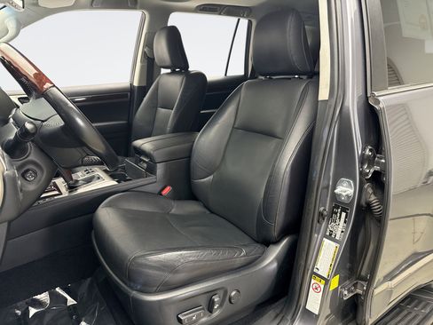 Used 2018 Lexus GX 460 Premium w/ Premium Package AWD/4WD image 11
