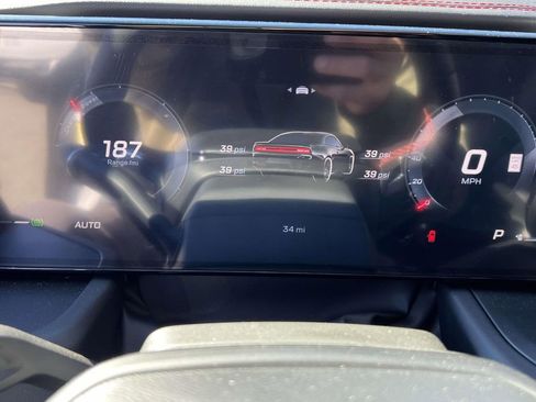 New 2024 Dodge Charger R/T w/ Plus Group image 34