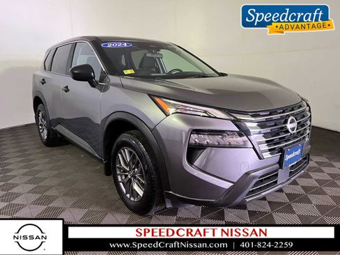 Used 2024 Nissan Rogue S image 1