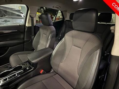 Used 2023 Buick Envision Preferred image 16