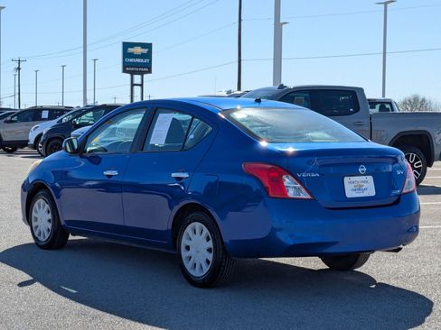 Used 2012 Nissan Versa SV image 5