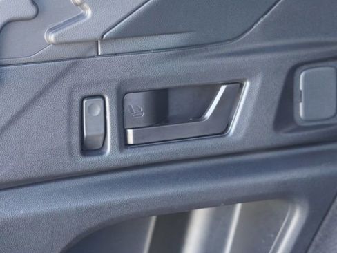 Used 2025 Subaru Outback Premium w/ Popular Package #1A AWD/4WD image 46