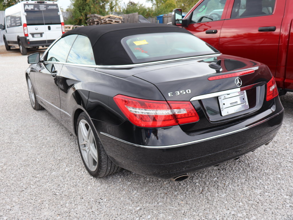Used 2011 Mercedes-Benz E 350 Cabriolet image 22