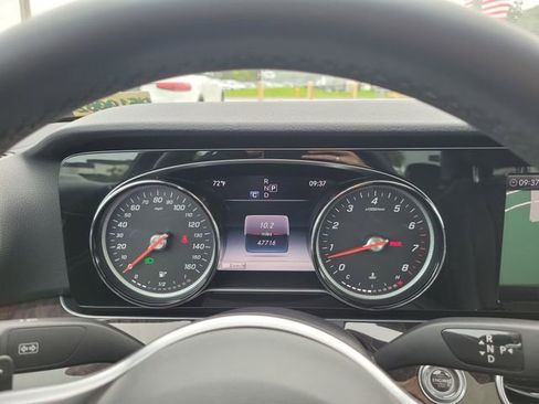 Used 2019 Mercedes-Benz E 300 image 23