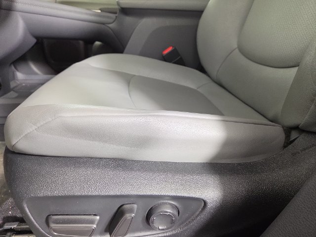 Used 2024 Toyota Sienna XLE w/ XLE Plus Package AWD/4WD image 29