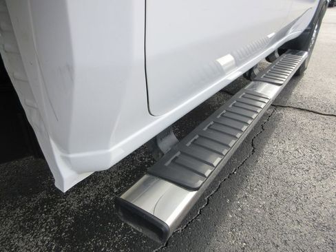 Used 2024 Chevrolet Silverado 3500 LT w/ Convenience Package image 10