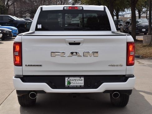 Used 2025 RAM 1500 Laramie w/ Sport Appearance Package image 9