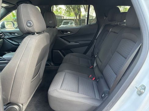 Used 2025 Chevrolet Equinox LT FWD image 39