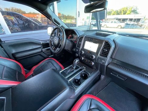 Used 2018 Ford F150 Lariat w/ Equipment Group 502A Luxury AWD/4WD image 20