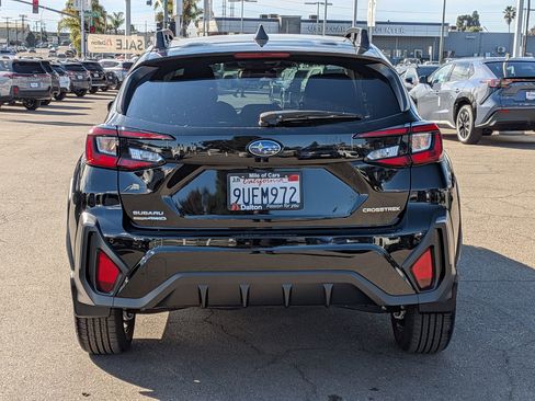 Certified 2025 Subaru Crosstrek 2.5i Limited w/ Crosstrek Mirror Package image 3